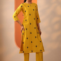 Women Floral Embroidered Regular Kurta with Trousers & With Dupatta