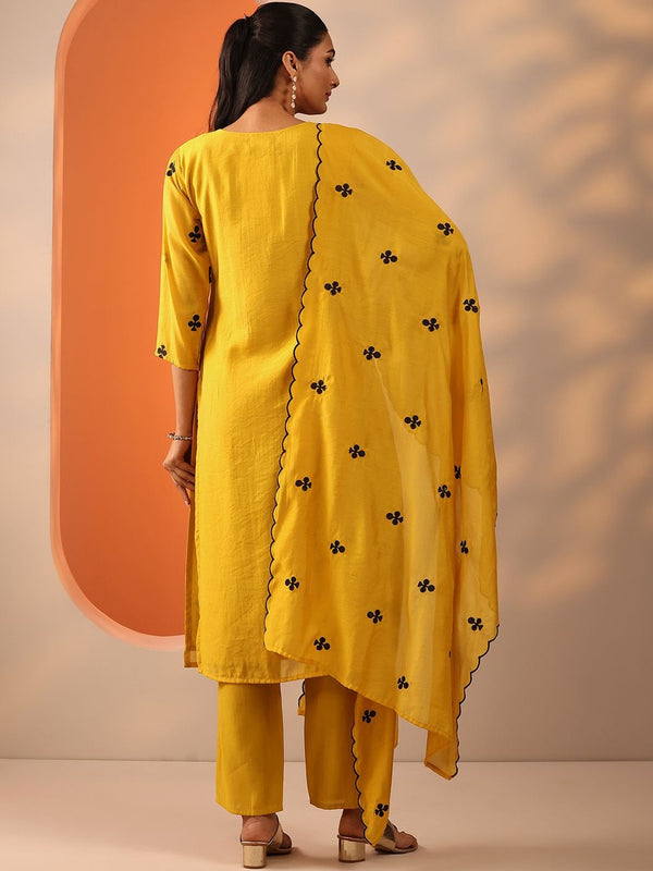 Women Floral Embroidered Regular Kurta with Trousers & With Dupatta
