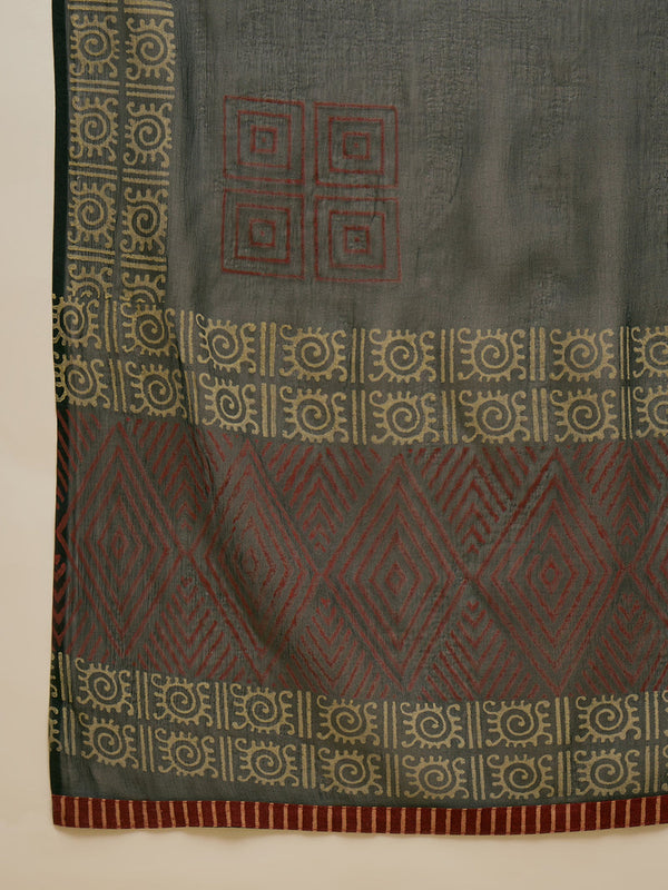 Women's Black Solid Rayon A-Line Kurta Pant Dupatta Set