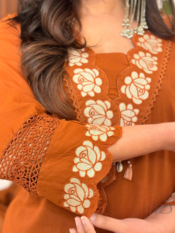 Floral Cutwork Embroidered Kurta Pants with Dupatta